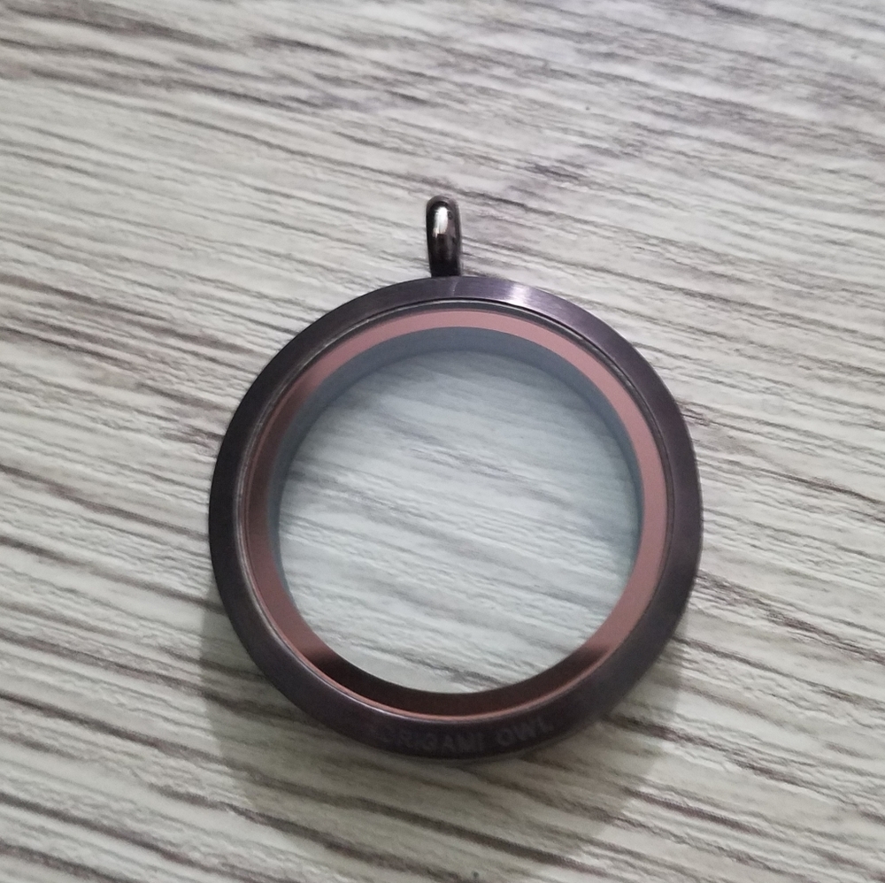 🦉Chocolate Locket - Picture 2 of 2